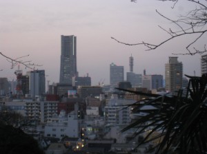 元町公園から見た夕暮れの横浜