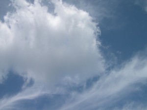 層積雲と巻雲のコラボ