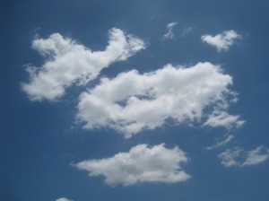 青空に映える積雲
