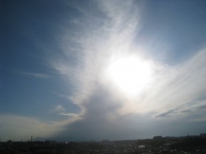 積乱雲のかなとこ (山梨県方面)