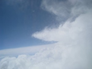 積乱雲の壁雲