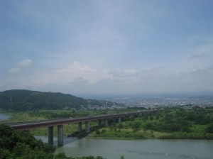 富士山は雲のむこう　(東名高速富士川SA)