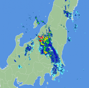 発達した雨雲が次々発生 (国交省レーダー 21:00)