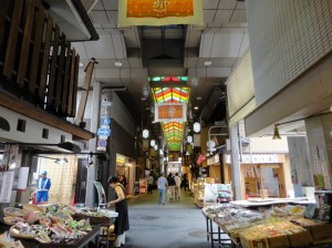 京都祇園　錦通り