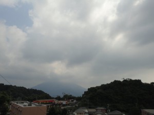 雲を被る桜島