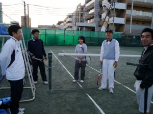 寒空のテニス