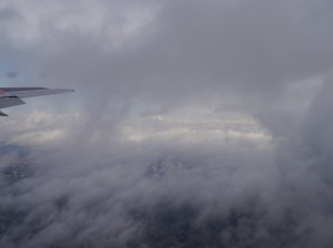 大阪上空の雪雲