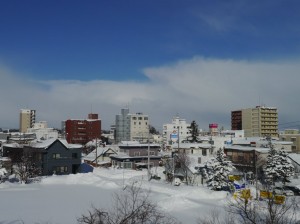 北の方に雪雲 (北海道江別市)