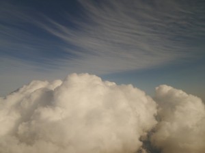 積雲とすじ雲のコンビ