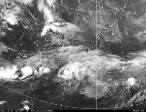 台風7号の渦巻き (気象庁赤外衛星 21:00)