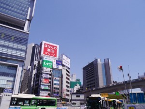 初夏の陽気 (東京渋谷)
