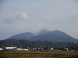 かすんで見えない鳥取大山