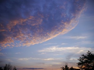 夕焼け色の雲