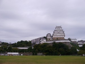 曇天の姫路城