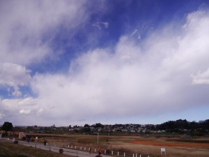 寒気の雲 (東京 多摩川)